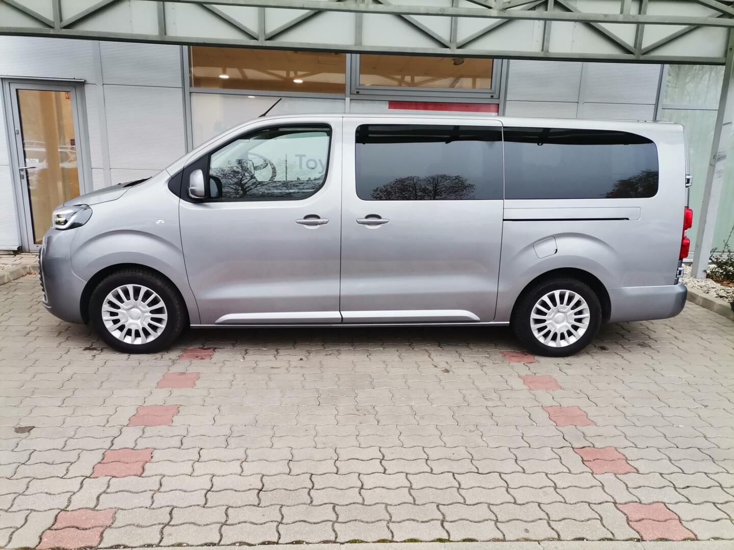 Toyota PROACE