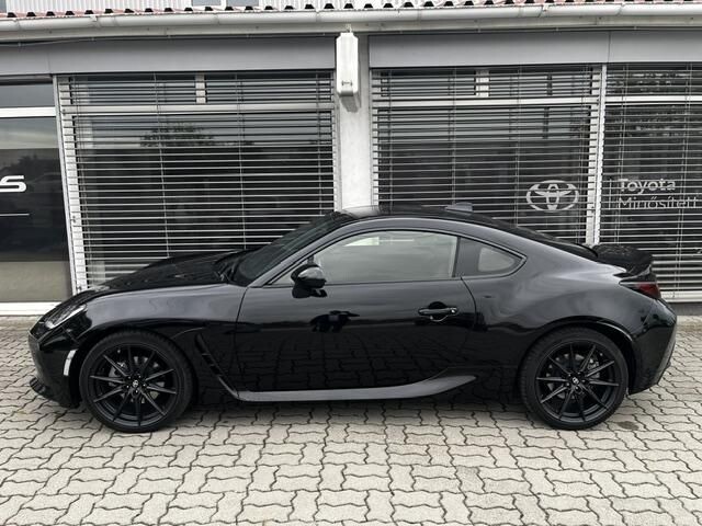 Toyota GR86
