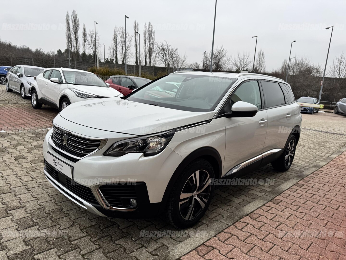 Peugeot 5008