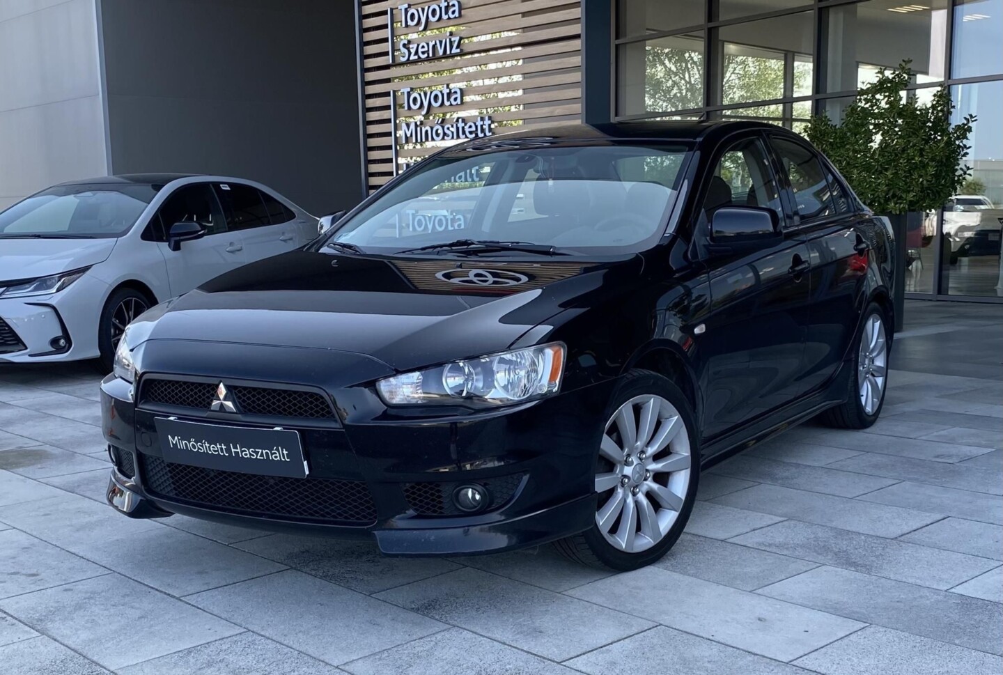 Mitsubishi Lancer