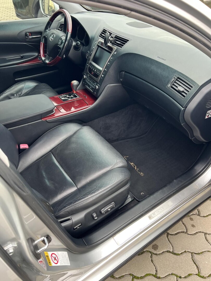 Lexus GS
