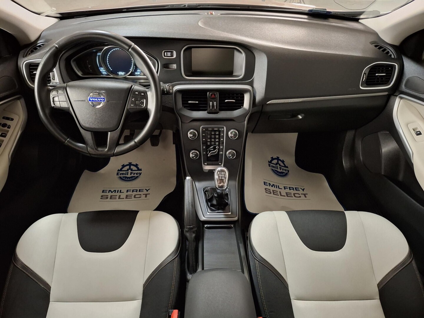 Volvo V40
