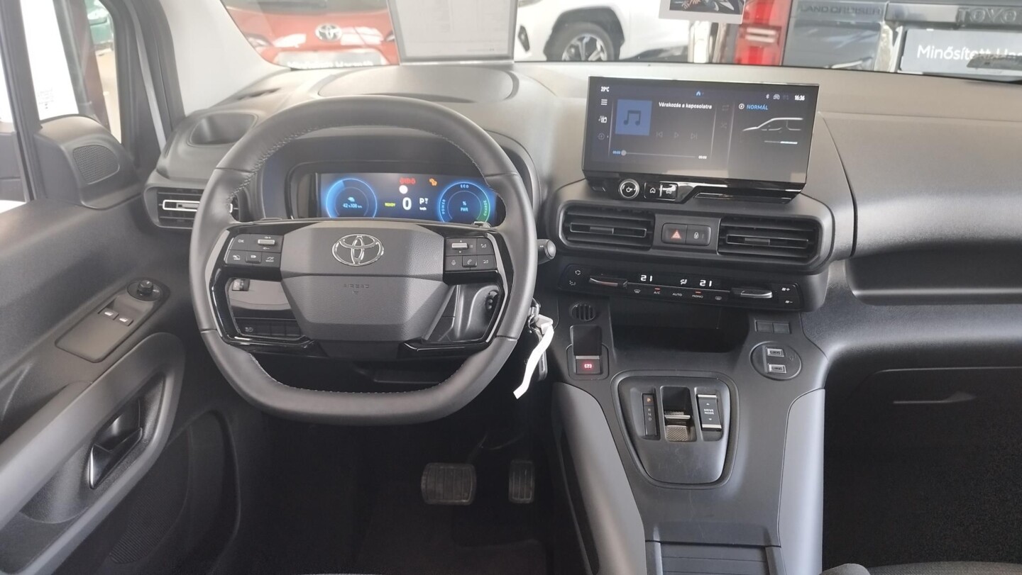 Toyota PROACE
