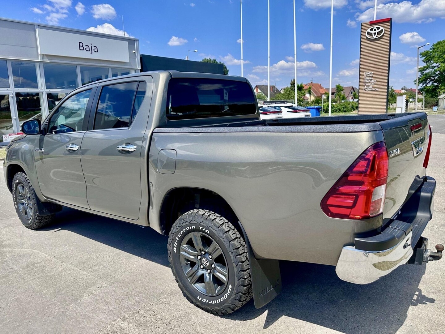 Toyota Hilux