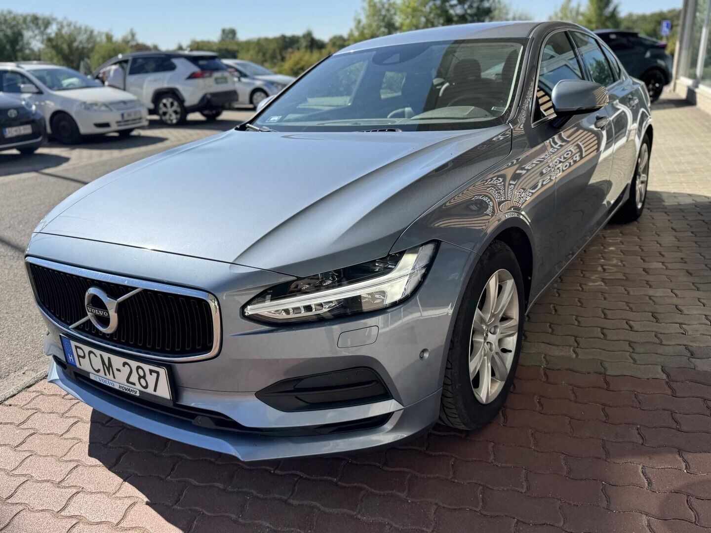 Volvo S90