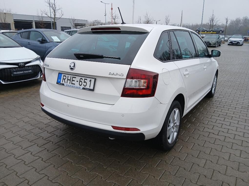 Škoda RAPID