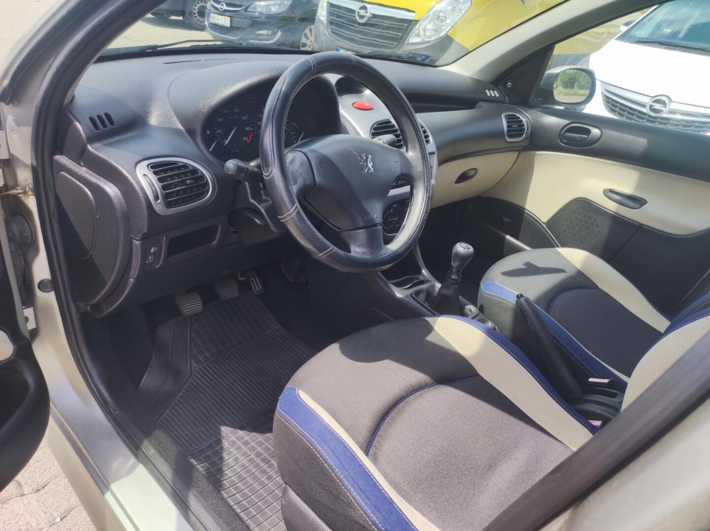 Peugeot 206