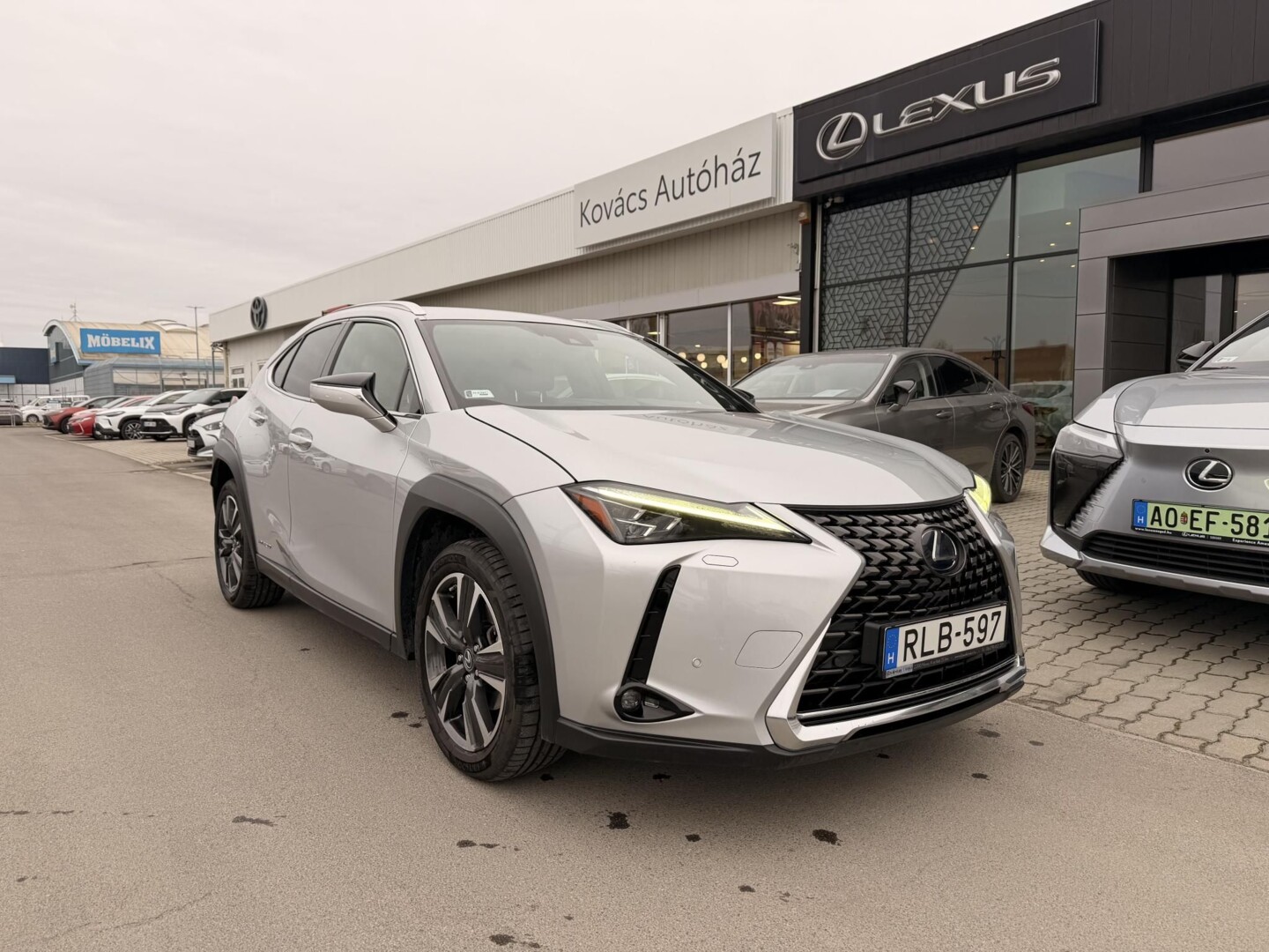 Lexus UX