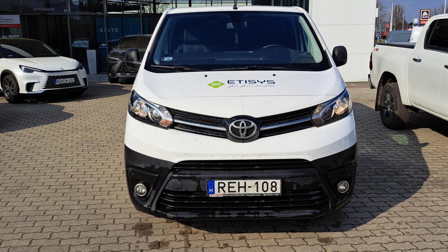 Toyota PROACE