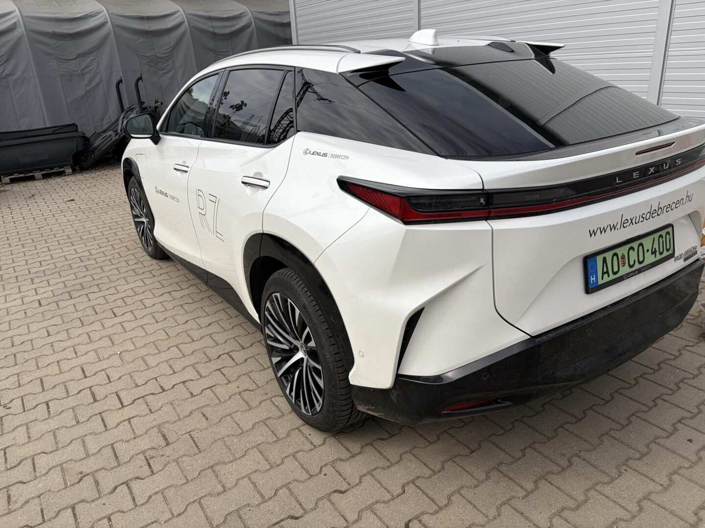 Lexus RZ