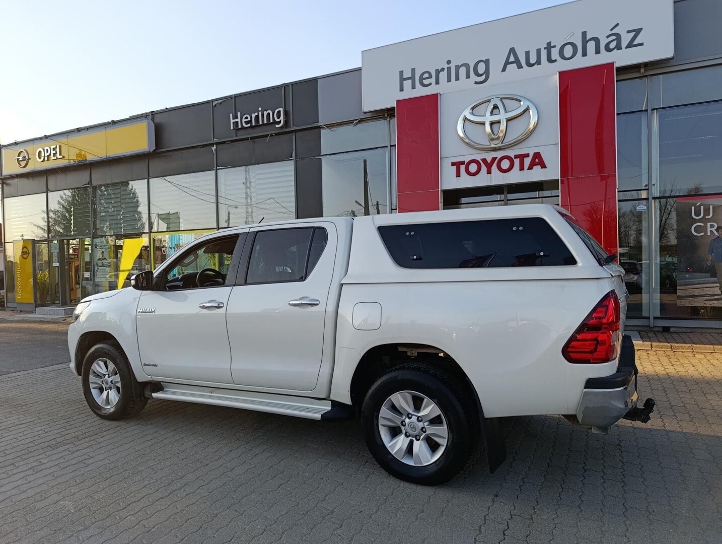 Toyota Hilux