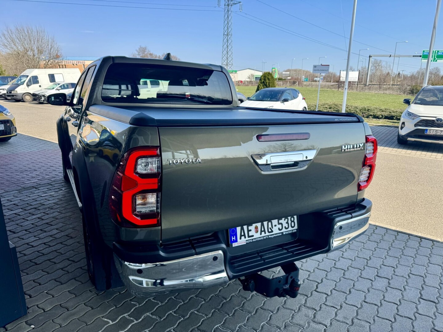 Toyota Hilux