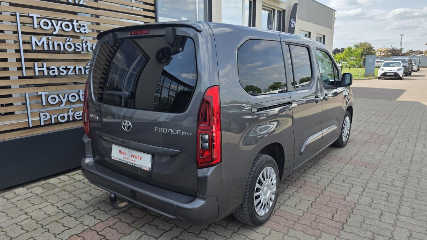 Toyota PROACE
